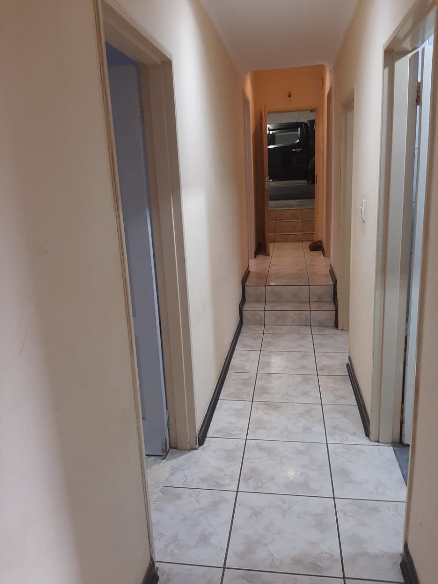 4 Bedroom Property for Sale in Beacon Bay Eastern Cape